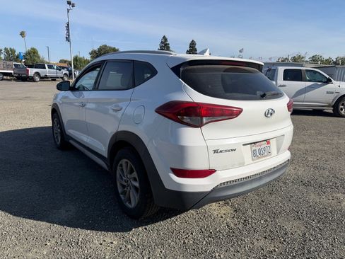 Used 2018 Hyundai Tucson SEL FWD image 3