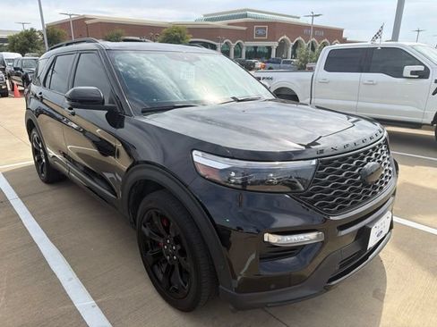 Used 2021 Ford Explorer ST w/ Equipment Group 401A AWD/4WD image 3