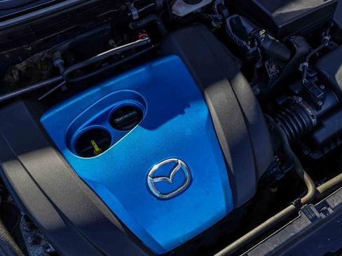 Used 2013 MAZDA MAZDA3 i Touring image 27