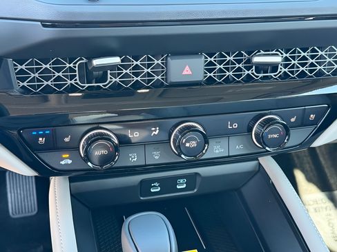 Used 2025 Honda Accord Touring image 28