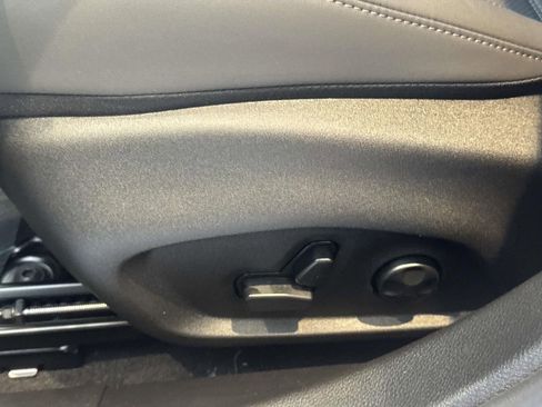 New 2026 Alfa Romeo Tonale w/ Black Premium Package image 20