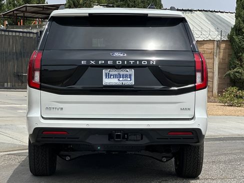 New 2026 Ford Expedition Max Active RWD image 5