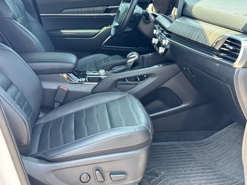 Used 2024 Kia Telluride SX Prestige AWD/4WD image 13