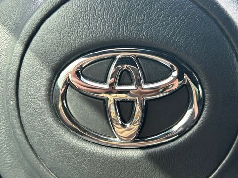 Used 2022 Toyota GR86 Premium image 28