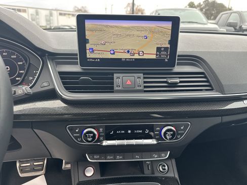 Used 2019 Audi SQ5 Premium Plus w/ Premium Plus Package image 32