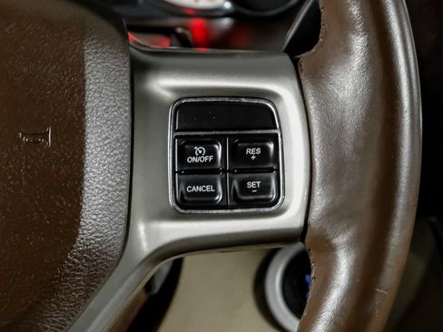 Used 2014 RAM 3500 Laramie AWD/4WD image 18