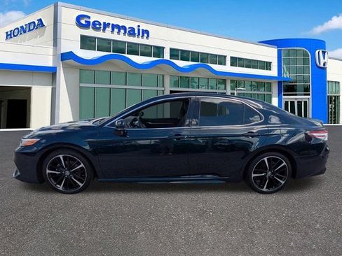 Used 2020 Toyota Camry XSE FWD image 8