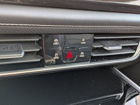 New 2026 Volkswagen Atlas SEL image 19