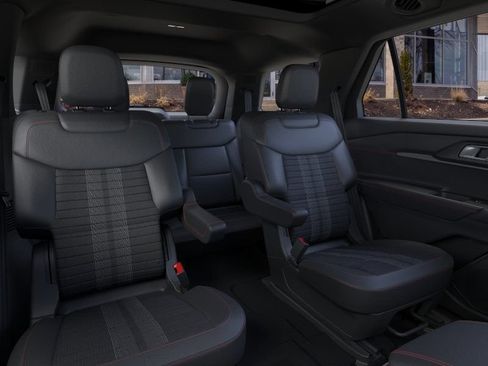Used 2026 Ford Explorer ST-Line w/ ST-Line Street Pack AWD/4WD image 13