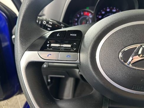 Used 2023 Hyundai Elantra SEL w/ Preferred Accessory Package image 16