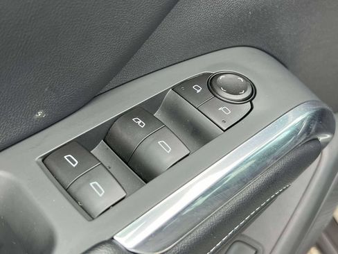 Used 2026 Chevrolet Traverse LT AWD/4WD image 15