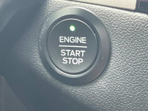 Used 2021 Ford Escape SEL w/ Technology Package AWD/4WD image 22