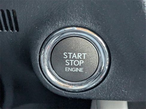 Used 2018 Lexus RX 350L FWD image 29