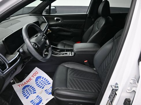 Certified 2026 Kia Sorento SX Prestige AWD/4WD image 15