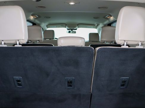 Used 2022 Ford Expedition XLT image 31