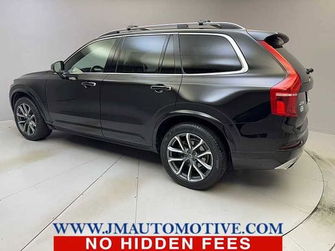 Used 2017 Volvo XC90 T6 Momentum w/ Vision Package image 3