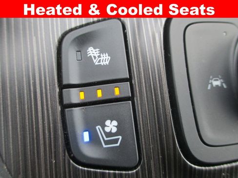 Used 2023 GMC Acadia SLT w/ Technology Package image 19