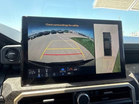 Used 2026 Toyota Tacoma Limited AWD/4WD image 28