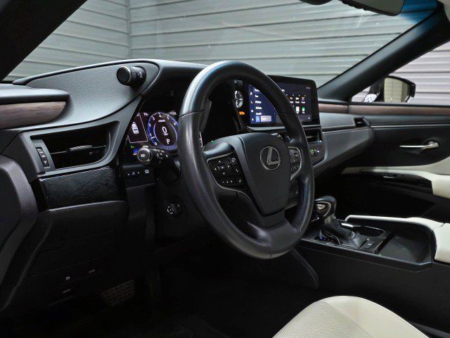 Used 2023 Lexus ES 350 w/ Premium Package FWD image 13