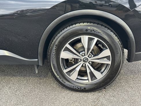 Used 2023 Nissan Murano SV image 19
