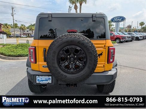 Used 2022 Ford Bronco Wildtrak image 5