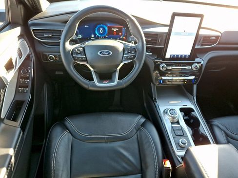 Used 2023 Ford Explorer ST w/ Equipment Group 401A image 11