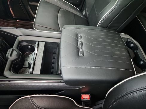 New 2026 RAM 2500 Limited AWD/4WD image 30