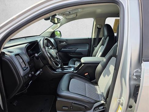 Used 2015 Chevrolet Colorado Z71 AWD/4WD image 22