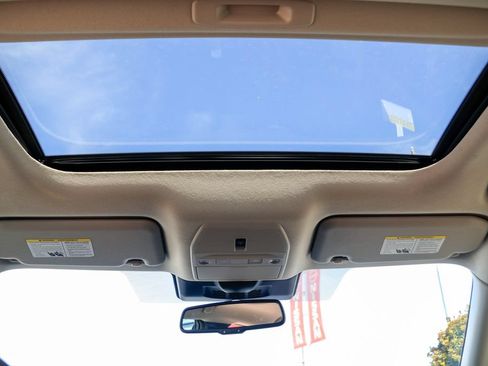 New 2026 Nissan Sentra SV w/ SV Convenience Package FWD image 9
