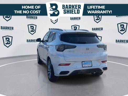 Used 2025 Buick Encore GX Avenir w/ Avenir Convenience Package FWD image 8