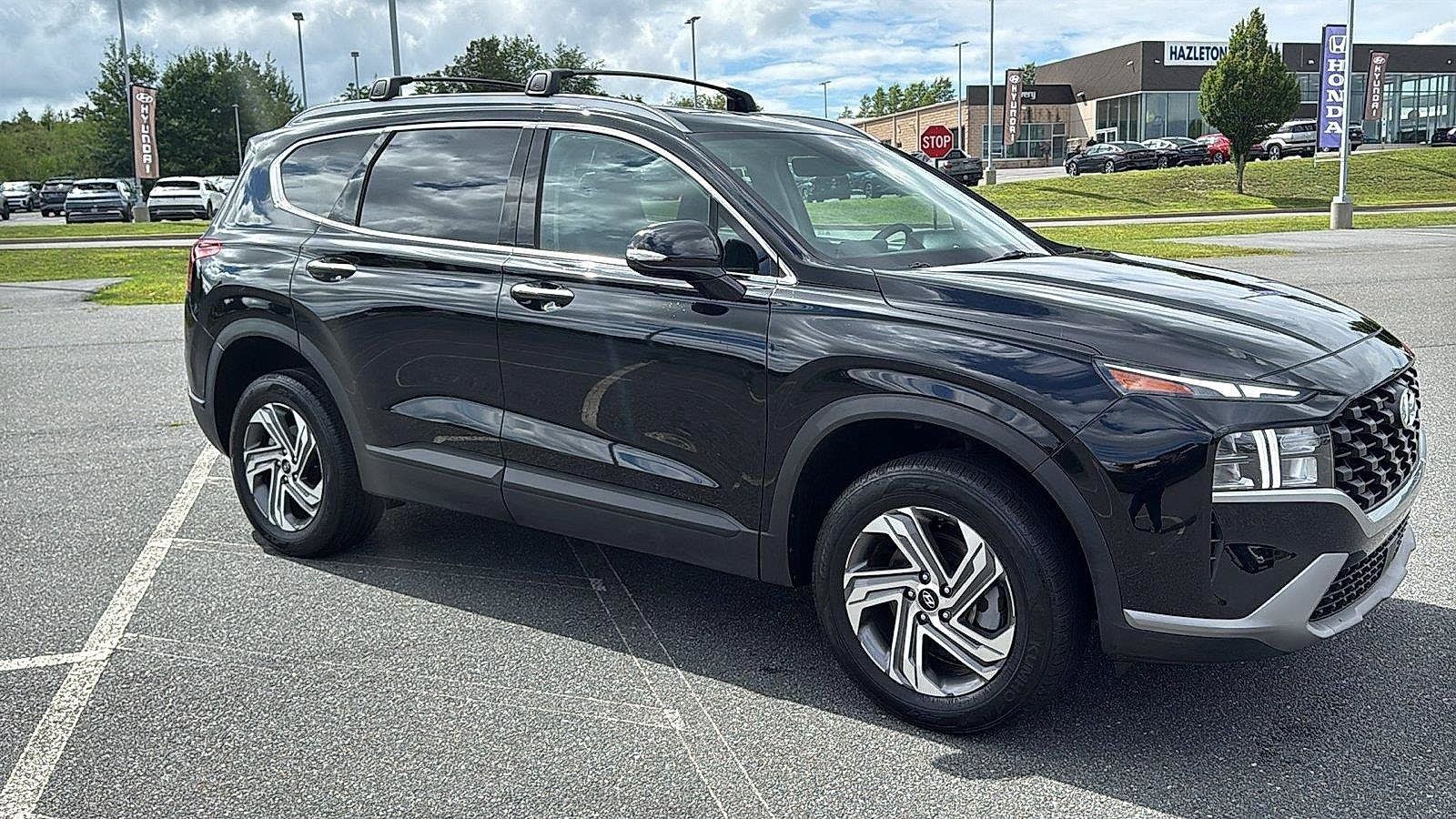 Certified 2023 Hyundai Santa Fe SEL AWD/4WD image 2