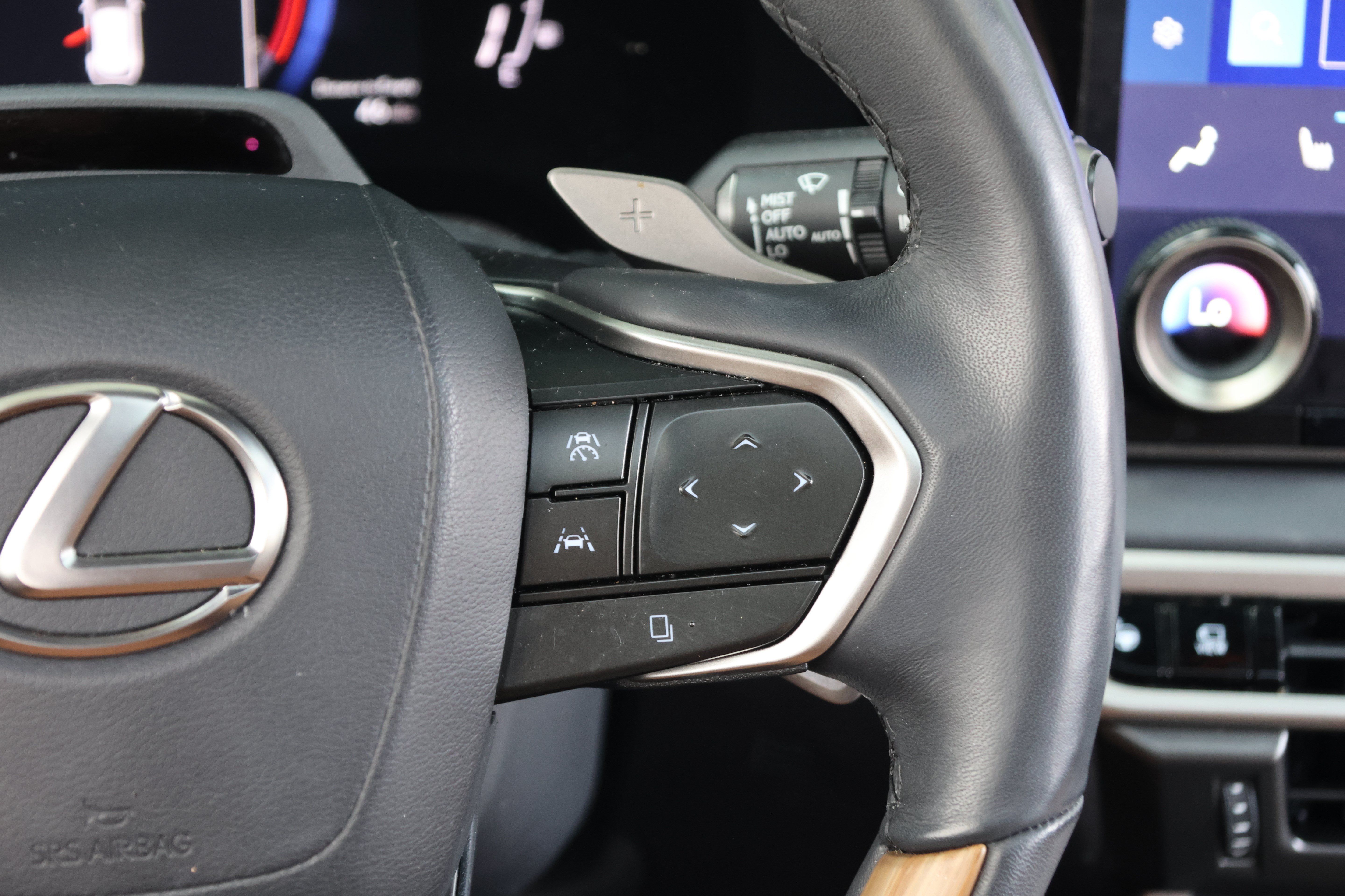 Used 2024 Lexus RX 350 Premium Plus w/ Convenience Package FWD image 21