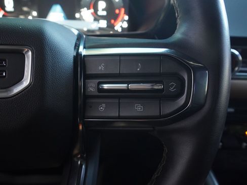 Used 2024 GMC Canyon AT4 w/ AT4 Premium Package AWD/4WD image 17