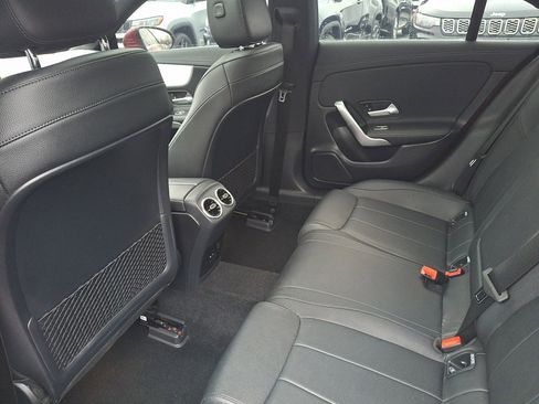 Used 2021 Mercedes-Benz CLA 250 4MATIC image 20