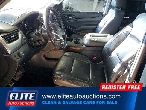 Used 2019 Chevrolet Suburban LT image 13