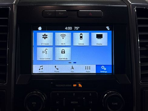 Used 2017 Ford F150 XLT w/ Equipment Group 302A Luxury image 21