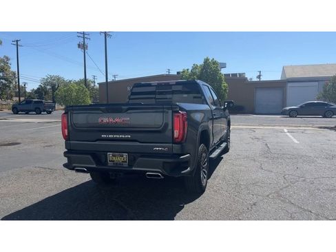 Used 2019 GMC Sierra 1500 AT4 w/ AT4 Premium Package image 2