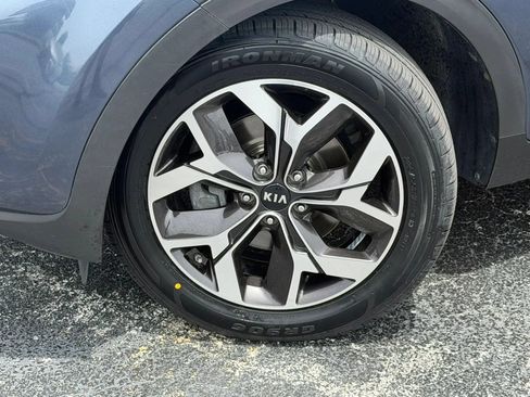 Used 2020 Kia Sportage EX AWD/4WD image 3