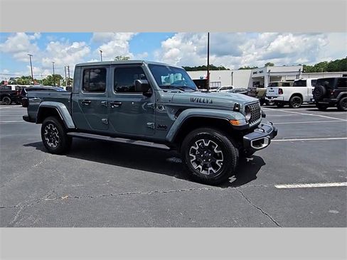 New 2025 Jeep Gladiator Sport w/ Premium Package image 39