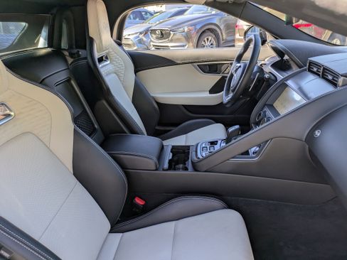 Used 2022 Jaguar F-TYPE R image 14