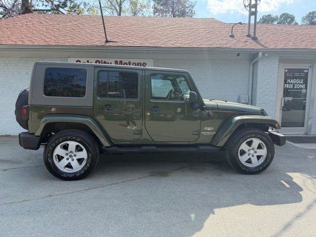 Used 2008 Jeep Wrangler Unlimited Sahara AWD/4WD image 4