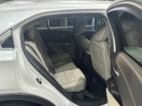 Used 2019 Cadillac XT4 Premium Luxury AWD/4WD image 37