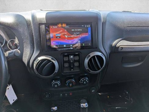 Used 2015 Jeep Wrangler Unlimited Sport w/ Quick Order Package 24S AWD/4WD image 14
