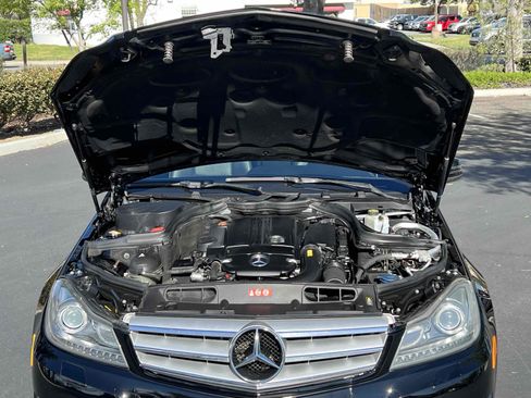 Used 2013 Mercedes-Benz C 250 Sedan image 77