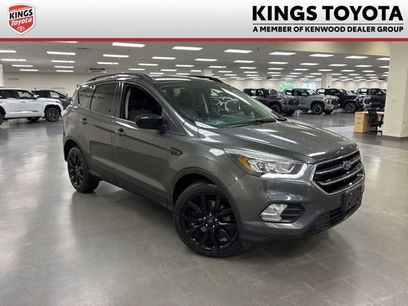 Used 2017 Ford Escape SE w/ SE Sport Appearance Package
