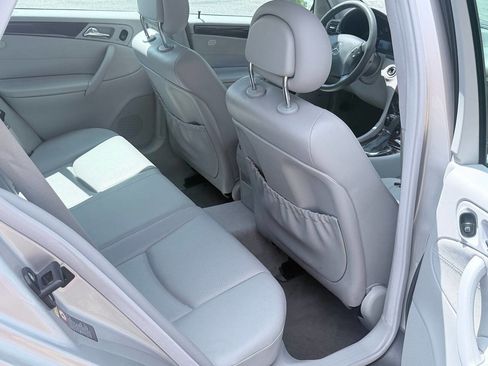 Used 2003 Mercedes-Benz C 320 Wagon image 12