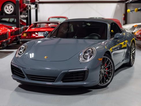 Used 2017 Porsche 911 Carrera S RWD image 8