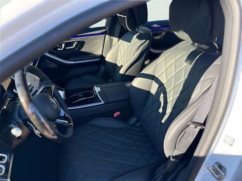 New 2026 Mercedes-Benz S 580 4MATIC Sedan image 11