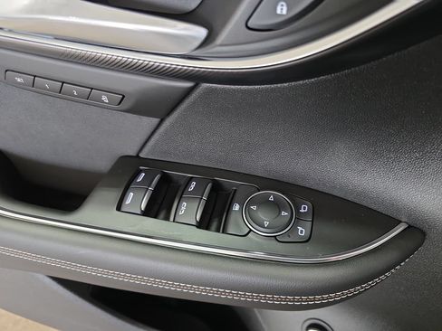 Used 2025 Buick Envision Sport Touring AWD/4WD image 31