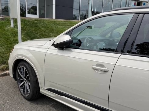 Used 2023 Audi Q7 3.0T Prestige AWD/4WD image 8